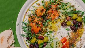 Cremós de formatge amb salmó i olives